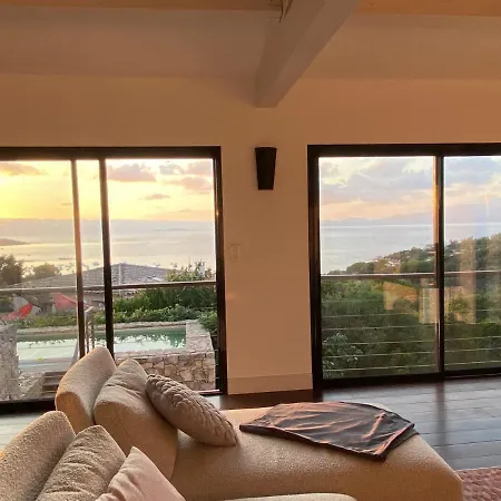 Villa Magnifique Vue Avec Piscine *