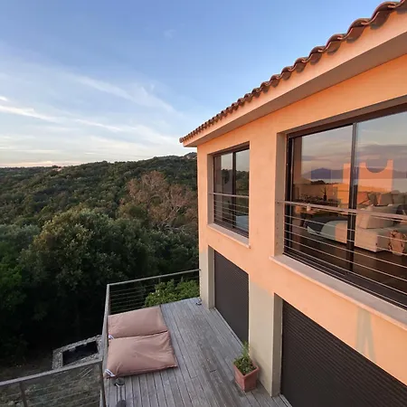 Magnifique Vue Avec Piscine * Coti-Chiavari (Corsica)