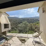 Magnifique Vue Avec Piscine 别墅