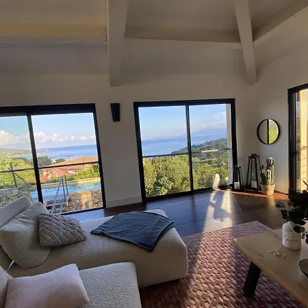 فيلة Magnifique Vue Avec Piscine كوتي شْيافاري