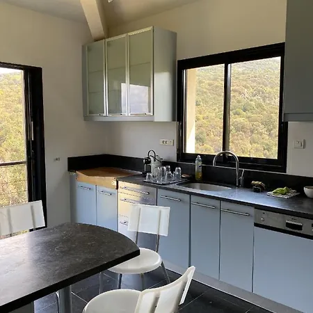 Magnifique Vue Avec Piscine *