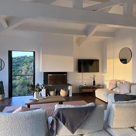 Magnifique Vue Avec Piscine * كوتي شْيافاري