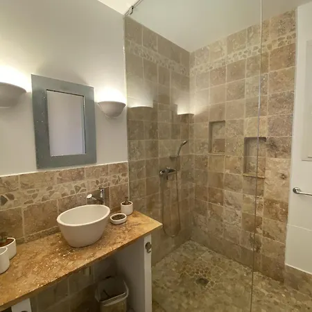 Magnifique Vue Avec Piscine فيلة