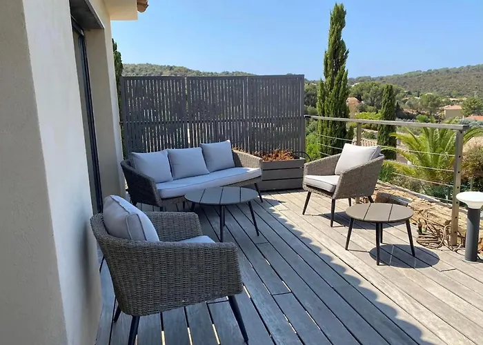 Magnifique Vue Avec Piscine Villa *