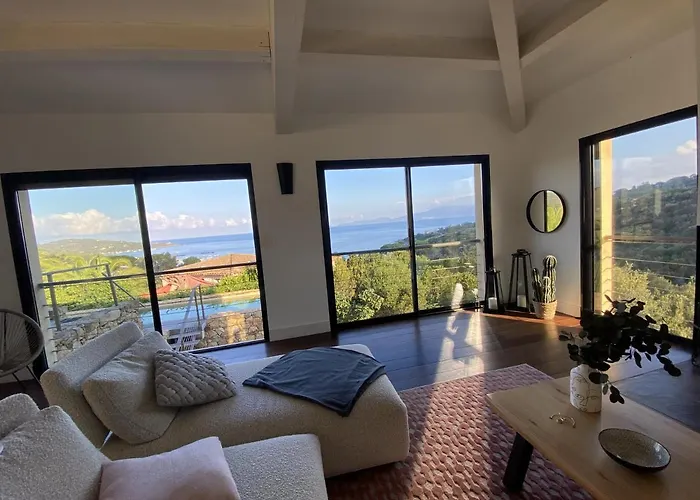 Villa Magnifique Vue Avec Piscine Coti-Chiavari (Corsica)