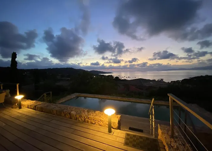 Magnifique Vue Avec Piscine *