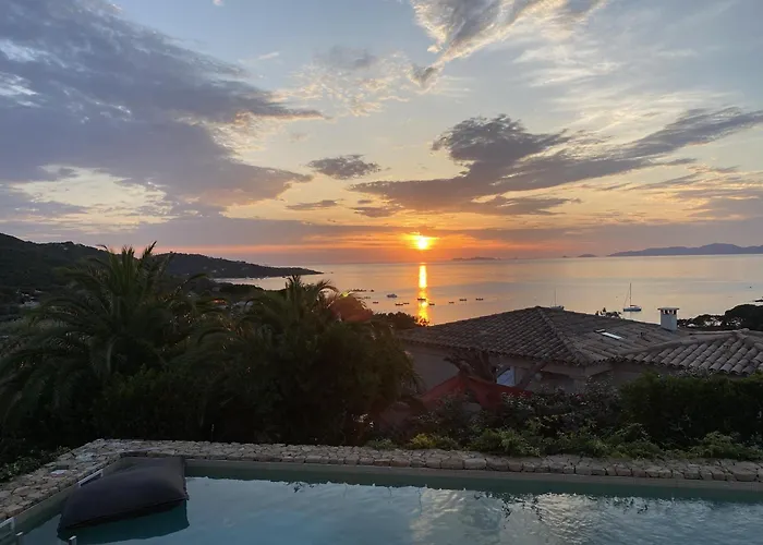 Magnifique Vue Avec Piscine Βίλα